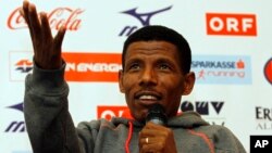 ፎቶ ፋይል፡ አትሌት ኃይሌ ገብረስላሴ በኦስትሪያ ቬና/AP:April. 13, 2012/