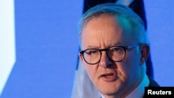 资料照：澳大利亚总理安东尼·阿尔巴尼斯2022年7月12日在澳大利亚悉尼能源论坛上发言。(路透社）