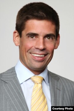 美亚博律师事务所律师凯利•克莱默(Kelly B. Kramer)