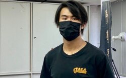 学生组织贤学思政秘书长陈枳森表示，不担心因为声援工会被捕人士而被拘捕，他们会坚持继续发声，坚守真相 (美国之音/汤惠芸)