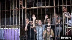 叙利亚阿勒颇监狱里的囚犯(资料照片)