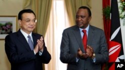 Waziri Mkuu wa China, Li Keqiang na rais wa Kenya, Uhuru Kenyatta.