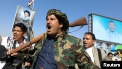 تصویری از چند ستیزه‌جوی حوثی
