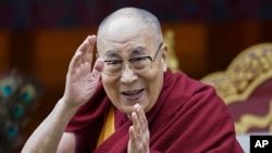 西藏精神领袖达赖喇嘛(资料照片)