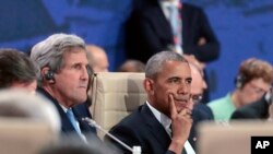 باراک اوباما و جان کری رئیس جمهوری آمریکا در نشست ناتو در ورشوی لهستان- جمعه ۸ ژوئیه 