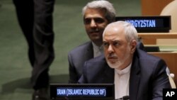 محمدجواد ظریف می گوید برداشت دارایی های ایران برای پرداخت غرامت به خانواده قربانیان، "غیرقانونی" است. 