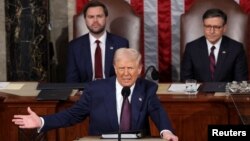 Serok Trump di dema pêşkeş kirina gotara di Kongresê de