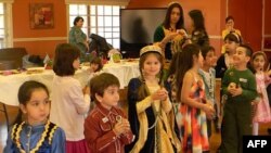 Azərbaycanlı qadınlar ABŞ-da uşaqlar üçün Novruz şənliyi keçirib