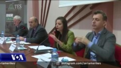 Tiranë: Akademikët ftojnë të rinjtë për një angazhim më të madh në politikë