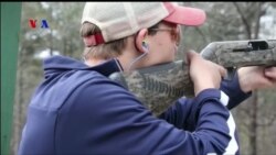 Sapa Dunia VOA: Remaja Amerika Pro dan Kontra Senjata