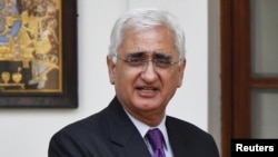 Menlu India Salman Khurshid bertolak ke China untuk memperbaiki hubungan bilateral yang sempat tegang akibat sengketa perbatasan di wilayah Ladakh timur (Foto: dok). 