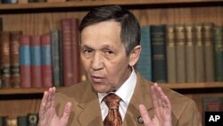 Rep. Dennis Kucinich, D-Ohio speaks during a news conference on Capitol Hill in Washington, Wednesday, March 17, 2010, where he announced he will support President Barack Obama's health care overhaul bill. (AP Photo/Harry Hamburg)