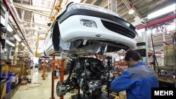 خبرگزاری جمهوری اسلامی، ایرنا می گوید شرکت مشترک ایران خودرو- پژو  به نام "ایکاپ" روز سه شنبه به صورت رسمی آغاز به کار کرد.