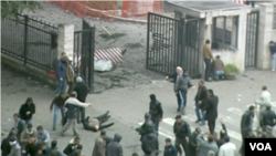 Protesta e 21 janarit 2011, pamje e filmuar nga News24