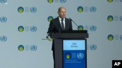 Kancelari gjerman Olaf Scholz duke mbajtur fjalimin e tij