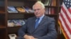Ambasador SAD Kristofer Hil tokom intervjua za Glas Amerike, 14. oktobar 2022.