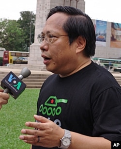 特首候选人何俊仁(资料照片)