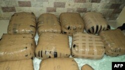 Policia e Vlorës nis hetimet lidhur me drogën e kapur në Brindizi