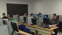 Online Classes May Force Changes at Universities