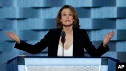 Actress Sigourney Weaver