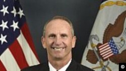 دریاسالار جاناتان گرینرت می گوید تحریکات قبلی بیشتر توسط شاخه دریائی سپاه پاسداران انقلاب انجام می گرفت