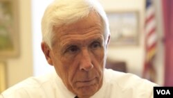 沃尔夫议员(资料照) 