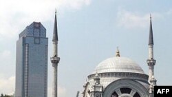 İran Azərbaycanına Pəncərə: İranlı qaçqın və mühacirlərin Türkiyədə üzləşdikləri problemlər