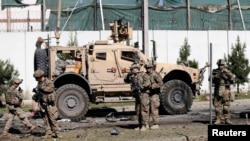 با خروج بخش اعظم سربازان خارجی از افغانستان، گلوله باری سربازان افغان بر ناتو به شدت کاهش یافته است