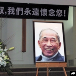 美加华人怀念司徒华