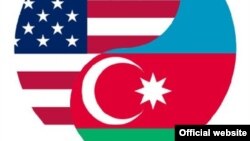 Amerika və Azərbaycan bayraqları