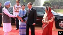 缅甸总统登盛与印度总理辛格会面(2011年10月14日)