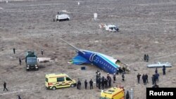 Место крушения пассажирского самолета Embraer 190 компании Azerbaijan Airlines недалеко от города Актау, Казахстан, 25 декабря 2024