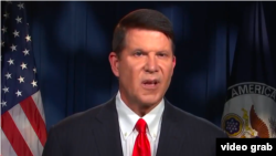 主管经济增长、能源及环境事务的副国务卿克拉奇