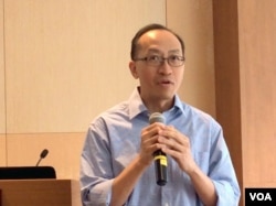 港大新闻传媒系副教授傅景华