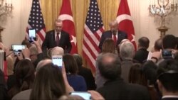 VOA英语视频：民主党人准备弹劾案之际 特朗普予以回击