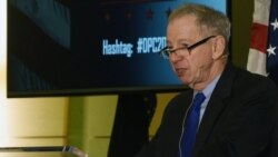 美国国防部主管研发与军事工程的副部长格里芬（Michael Griffin）出席一次防务讨论会（美国国防部2020年3月4日）