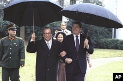 里根总统与赵紫阳总理1984年在白宫