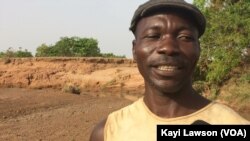 Azouma Sambiana, un habitant de Tangbaré, au Togo, le 15 mai 2017. (VOA/Kayi Lawson)