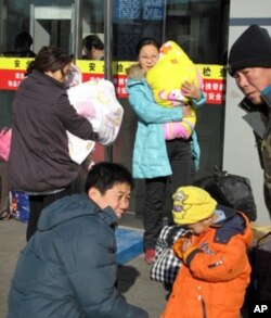 北京西站景象-旅客