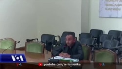 Tiranë, gazetari dëshmi në Kuvend për dekretet e Presidentit Meta