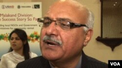 Menteri Informasi provinsi Khyber Pakhtunkhwa, Mian Iftikhar Hussain. (Foto: VOA)