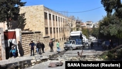 2016年11月20日反政府武装在叙利亚政府控制的西部阿勒颇炮击造成的破坏