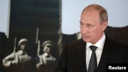 3일 몽골 울란바토르를 방문한 블라디미르 푸틴 러시아 대통령이 우크라이나 사태에 관해 발언하고 있다.