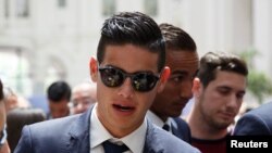 James Rodriguez lors d'une cérémonie à Madrid, Espagne le 22 mai 2017.