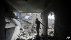 美国拜登政府表示，以色列在对加沙的军事行动中使用美国提供的武器，可能违反了国际人道法。