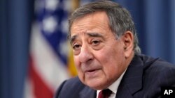 퇴임을 앞두고 가진 13일 고별 기자회견에서 파네타 미국 국방장관.