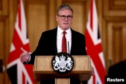 Arhiv: Pmerijer Velike Britanije Keir Starmer govori na konferenciji za štampu, 1. augusta 2024.