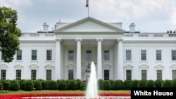 미국 워싱턴의 백악관 건물.