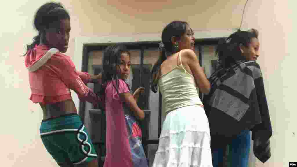 ፕሬዚዳንት ኦባማ ከ 90 ዓመታት በኋላ ኩባን ለመጀመሪያ ጊዜ እየጎበኙ ነው