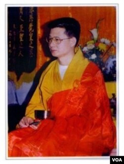 宗教组织“华藏宗门”创始人吴泽恒(网络图片)